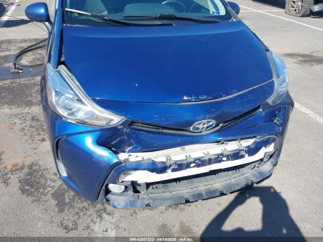 JTDZN3EU0FJ036229 Toyota Prius V Five