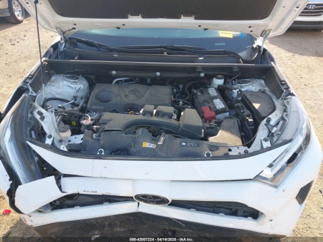 2T3W1RFV2RW302140 Toyota Rav4 Xle