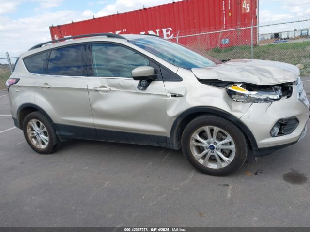 1FMCU9HD6JUA21308 Ford ESCAPE SEL