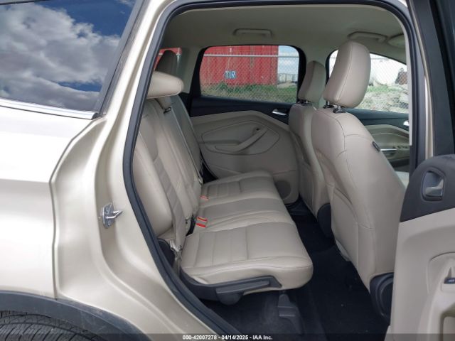 1FMCU9HD6JUA21308 Ford ESCAPE SEL