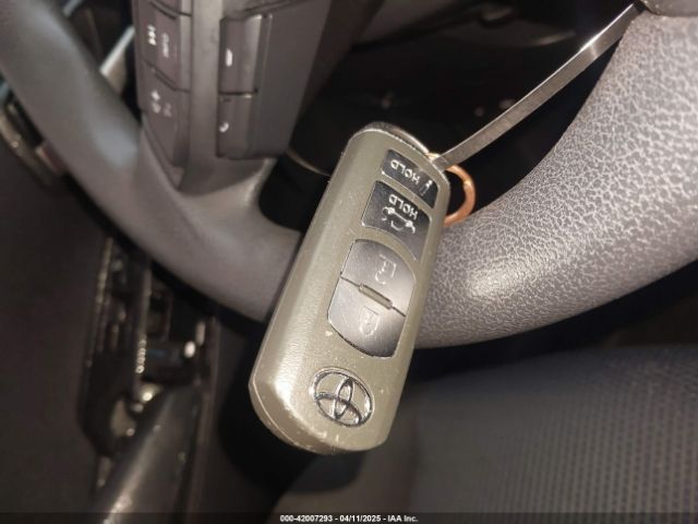 3MYDLBYVXLY710930 Toyota YARIS L