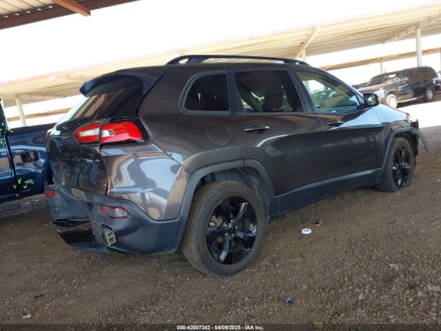 1C4PJLCS4GW184621 Jeep Cherokee Altitude