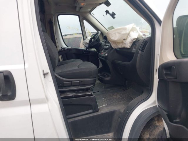 3C6TRVAGXEE103010 RAM Promaster 1500 Low Roof