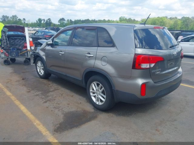 5XYKT3A64FG611172 KIA SORENTO LX