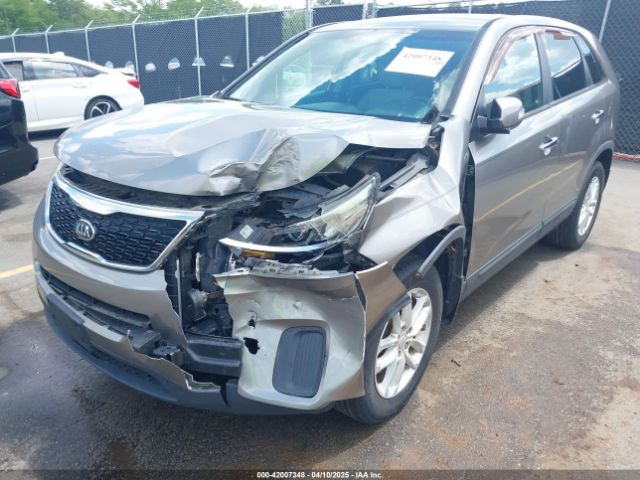 5XYKT3A64FG611172 KIA SORENTO LX