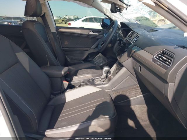 2022 VOLKSWAGEN TIGUAN 3VV2B7AX2NM010932 Photo 4