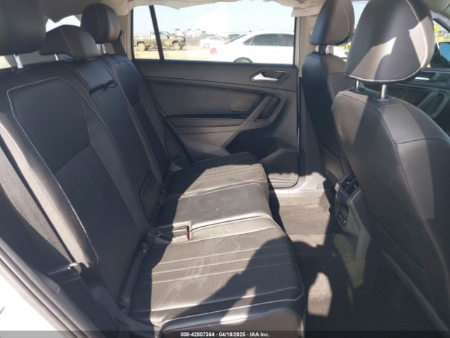 2022 VOLKSWAGEN TIGUAN 3VV2B7AX2NM010932 Photo 7
