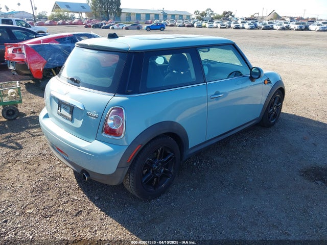 2012 MINI COOPER WMWSU3C51CT255665 Photo 3