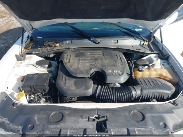 2C3CDXHG0EH328912 Dodge Charger Sxt