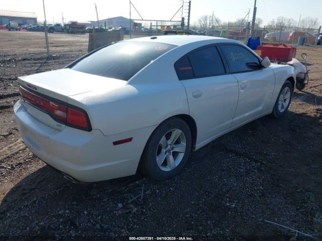 2C3CDXHG0EH328912 Dodge Charger Sxt