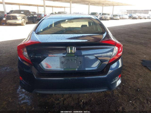 2HGFC2F53JH525407 Honda Civic Lx