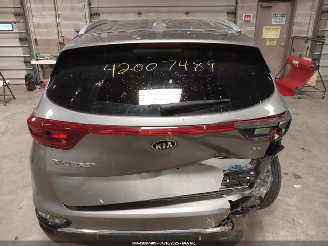 KNDPNCAC9M7915081 KIA Sportage Ex
