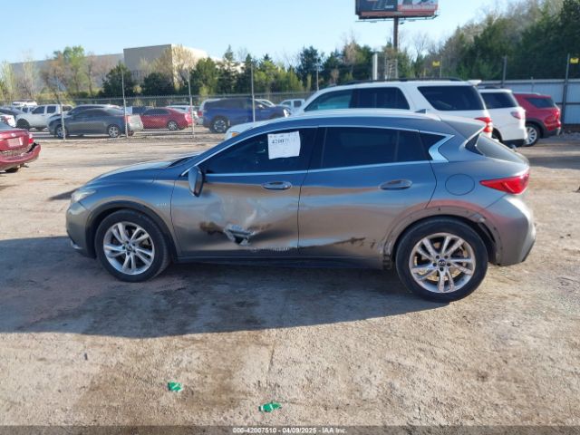 SJKCH5CPXHA027740 Infiniti Qx30 Premium