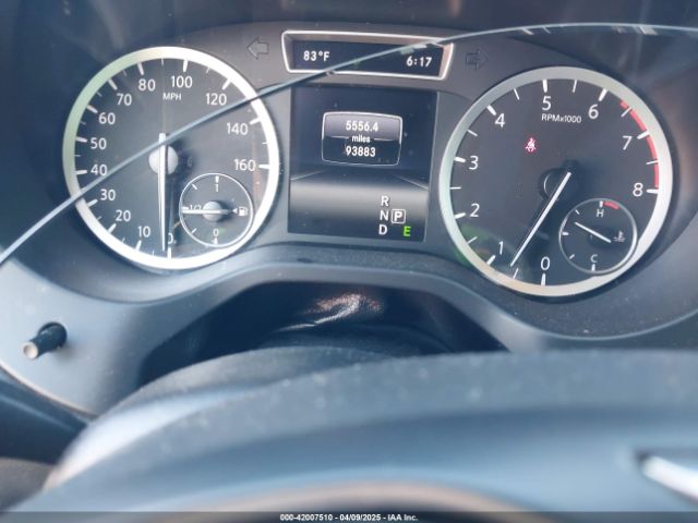 SJKCH5CPXHA027740 Infiniti Qx30 Premium