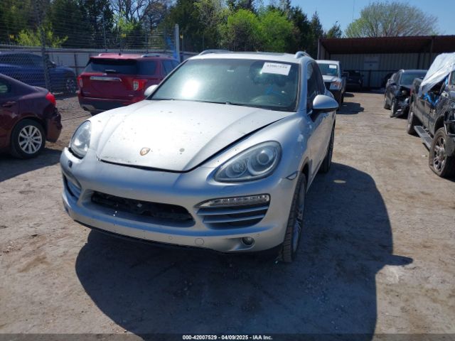 2011 PORSCHE CAYENNE WP1AA2A22BLA05617 Photo 1