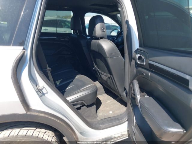 2011 PORSCHE CAYENNE WP1AA2A22BLA05617 Photo 7