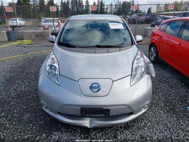 1N4BZ0CP8HC300277 Nissan 2017