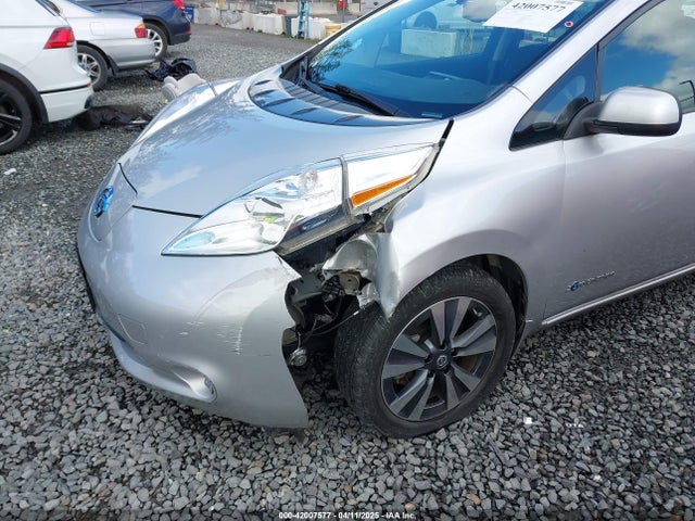 1N4BZ0CP8HC300277 Nissan 2017