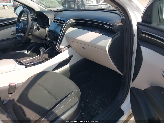 5NMJBCAE7PH217517 Hyundai TUCSON SEL