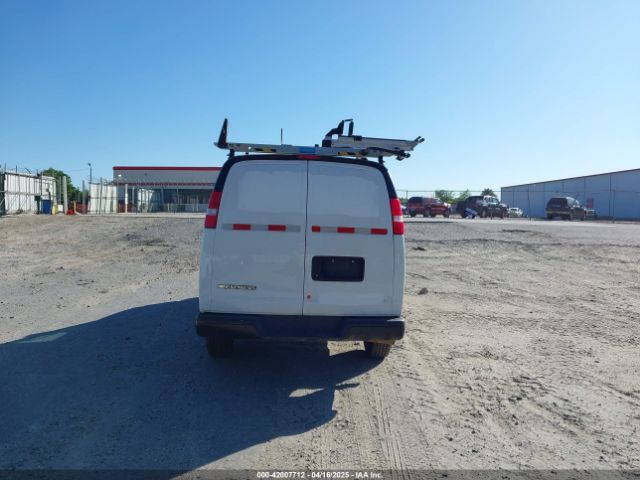 1GCWGAFP0M1262410 Chevrolet Express Cargo Rwd 2500 Regular Wheelbase Wt