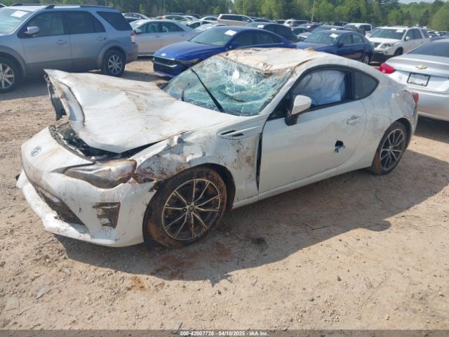 JF1ZNAA11H8703549 Toyota 86