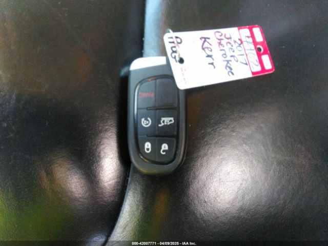 2017 JEEP CHEROKEE 1C4PJMDS9HW601639 Photo 10