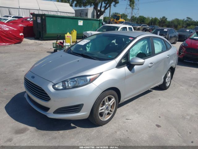 3FADP4BJ9JM100354 Ford FIESTA SE