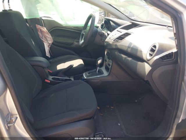 3FADP4BJ9JM100354 Ford FIESTA SE