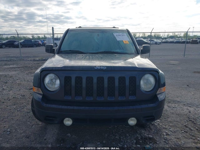 1C4NJRFB0FD118051 Jeep 2015