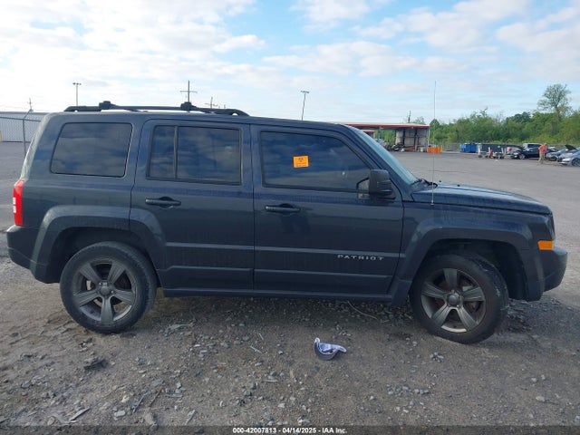 1C4NJRFB0FD118051 Jeep 2015