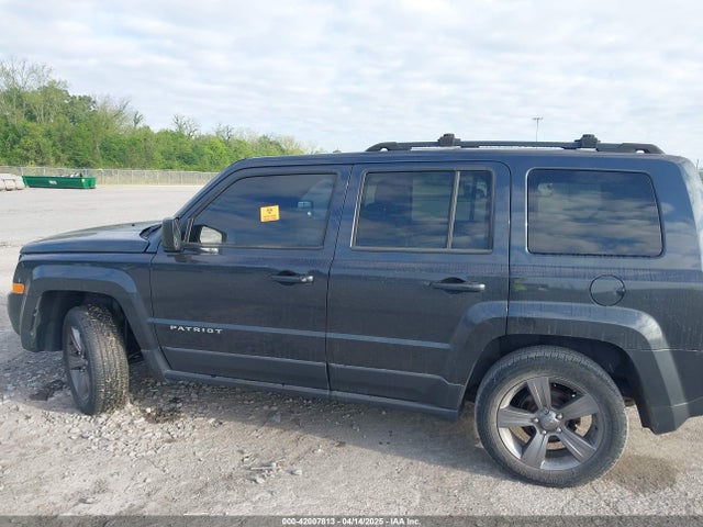 1C4NJRFB0FD118051 Jeep 2015