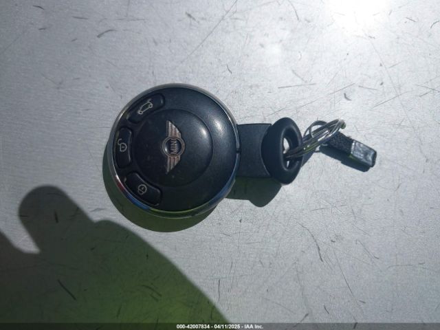 2012 MINI COOPER WMWSU3C59CT261942 Photo 10
