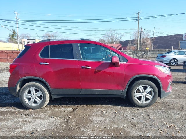 3GNCJLSB8KL338057 Chevrolet Trax Lt