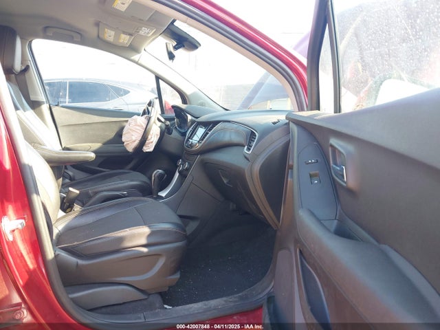3GNCJLSB8KL338057 Chevrolet Trax Lt