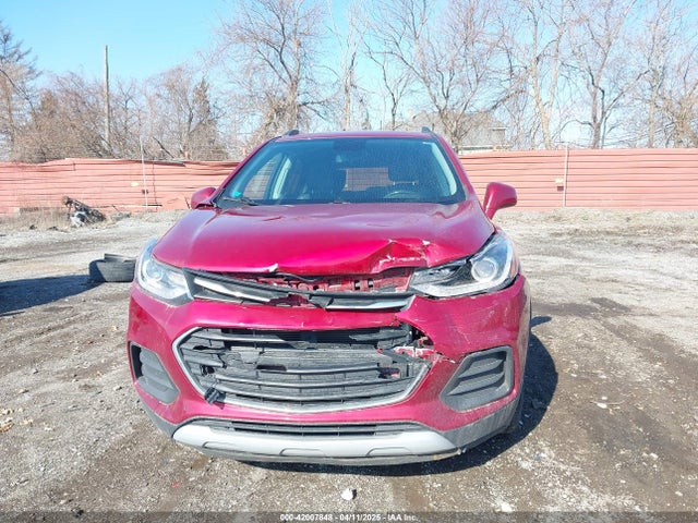 3GNCJLSB8KL338057 Chevrolet Trax Lt