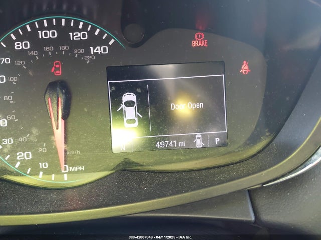 3GNCJLSB8KL338057 Chevrolet Trax Lt