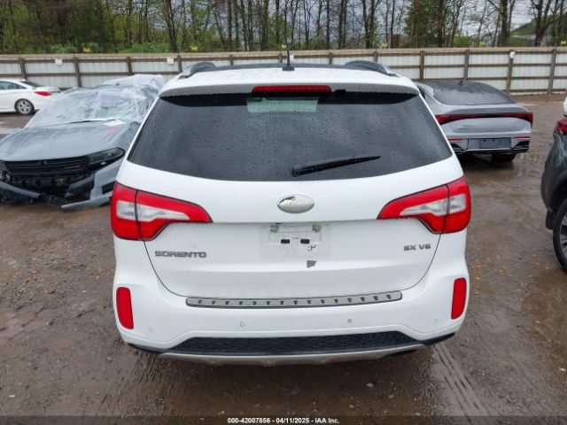 5XYKW4A70FG578211 KIA Sorento Sx V6