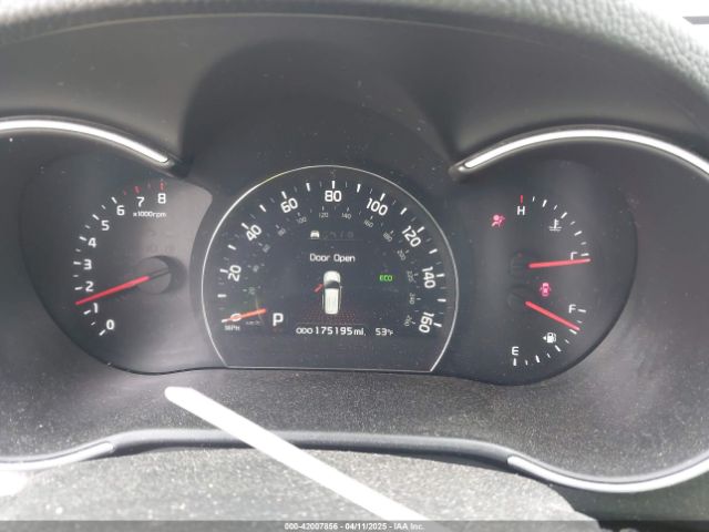 5XYKW4A70FG578211 KIA Sorento Sx V6