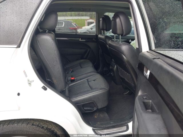 5XYKW4A70FG578211 KIA Sorento Sx V6