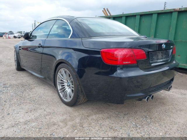 2013 BMW M3 WBSDX9C50DE786196 Photo 2