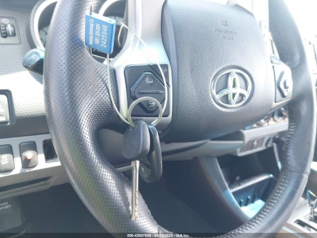 5TFJU4GN8FX090631 Toyota Tacoma Prerunner V6