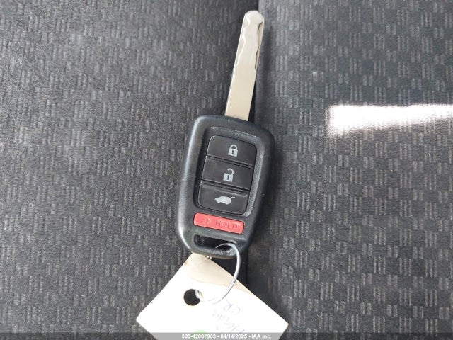 2HKRM4H31GH638272 Honda CR-V LX