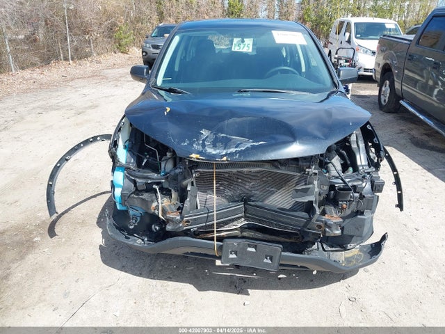 2HKRM4H31GH638272 Honda CR-V LX