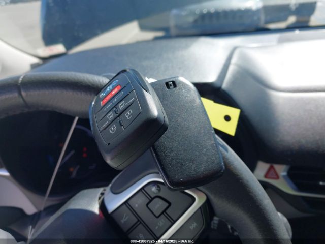 5TDJRKEC2MS023873 Toyota SIENNA XLE