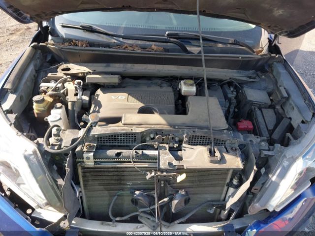 5N1DR2MN7JC674814 Nissan Pathfinder Sv