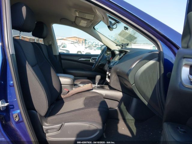 5N1DR2MN7JC674814 Nissan Pathfinder Sv