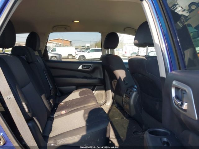 5N1DR2MN7JC674814 Nissan Pathfinder Sv