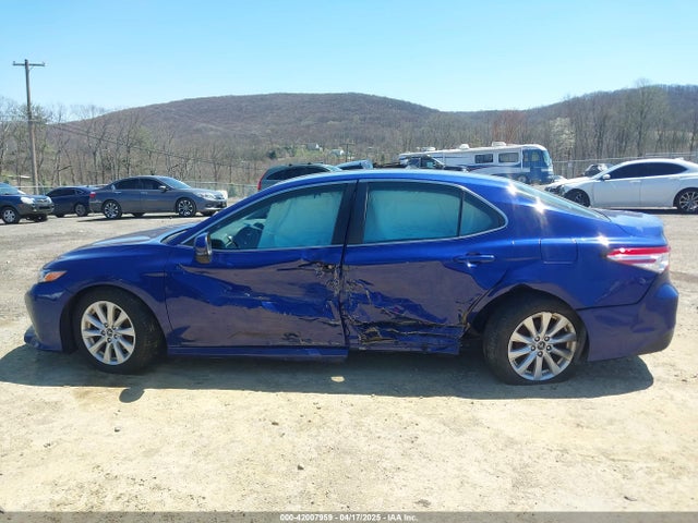 4T1B11HK5JU624657 Toyota CAMRY LE
