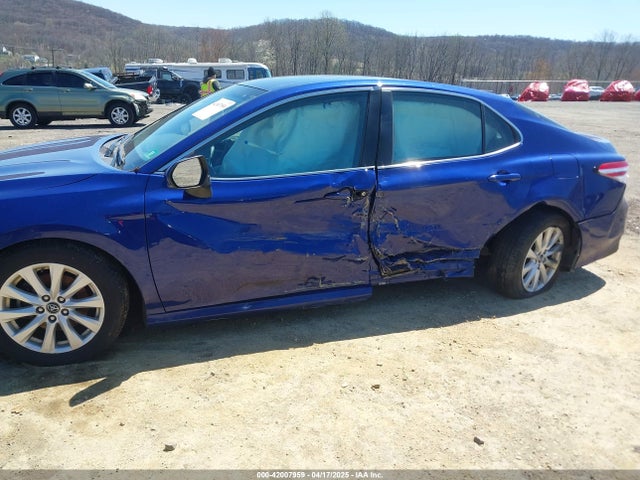 4T1B11HK5JU624657 Toyota CAMRY LE