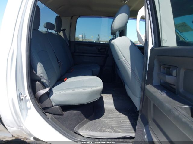 2019 RAM 1500 CLASSIC 1C6RR7SMXKS699593 Photo 7